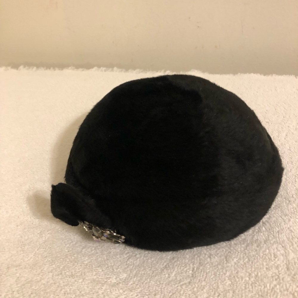 Vintage Women’s Faux Black Fur Duchess Hat With Pull Down Net
